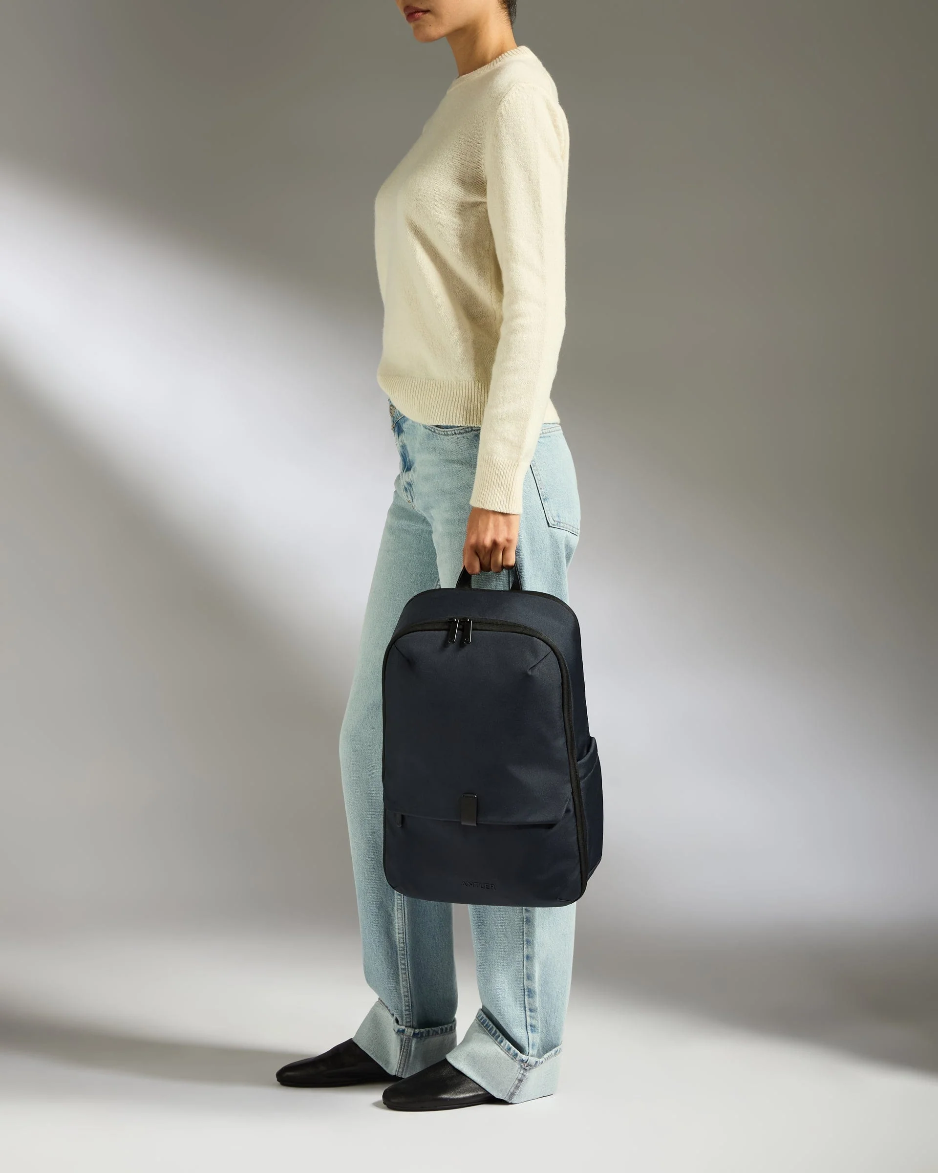 Backpack in Navy - Urban Light - Image 3