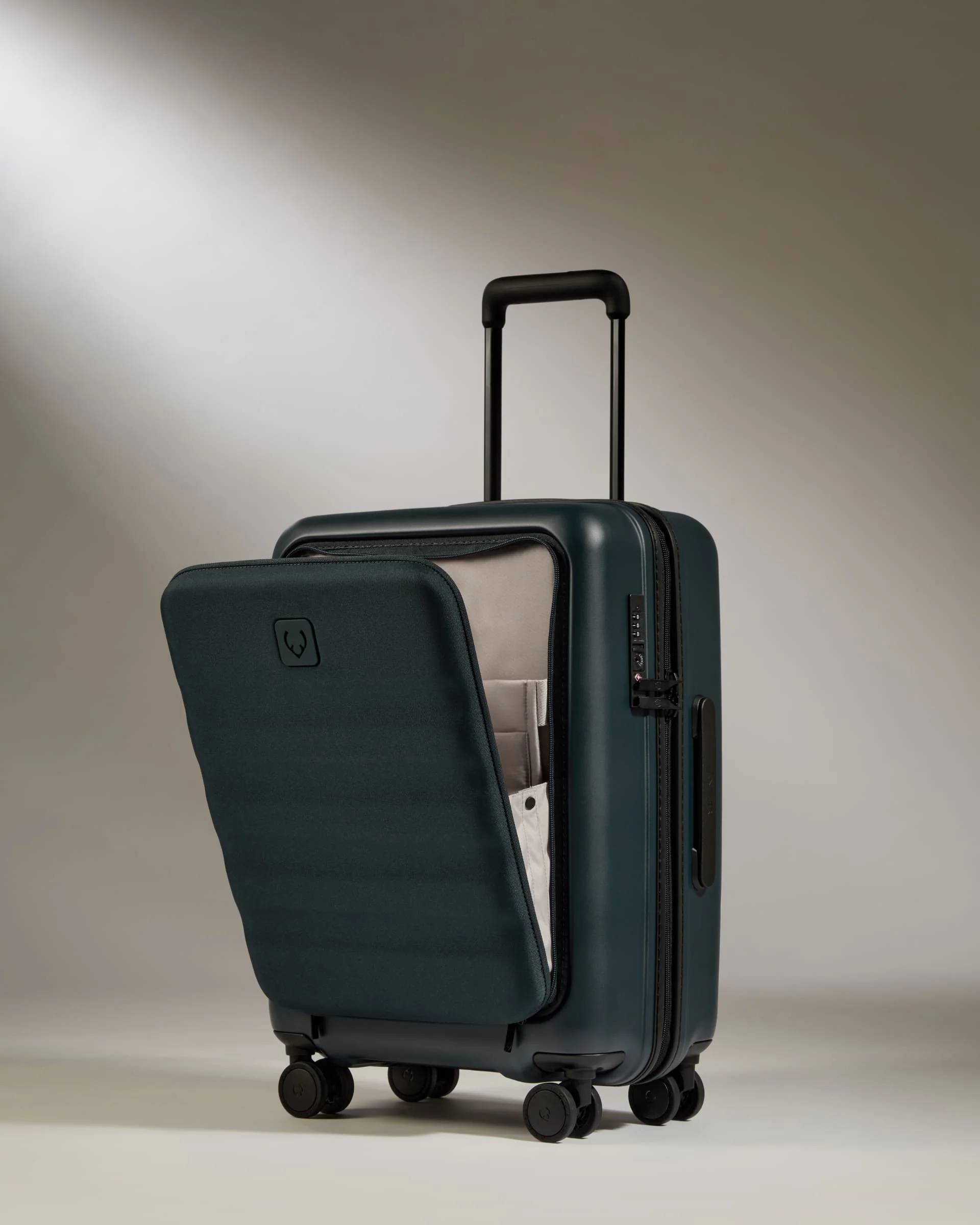 Cabin with Pocket Suitcase in Indigo Blue - Icon Stripe - Image 3
