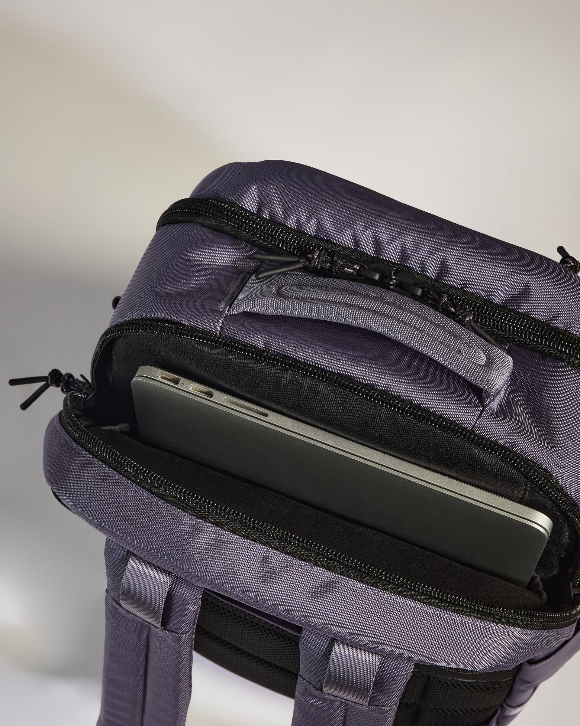 Discovery 28L Backpack in Meadow Purple - Image 4