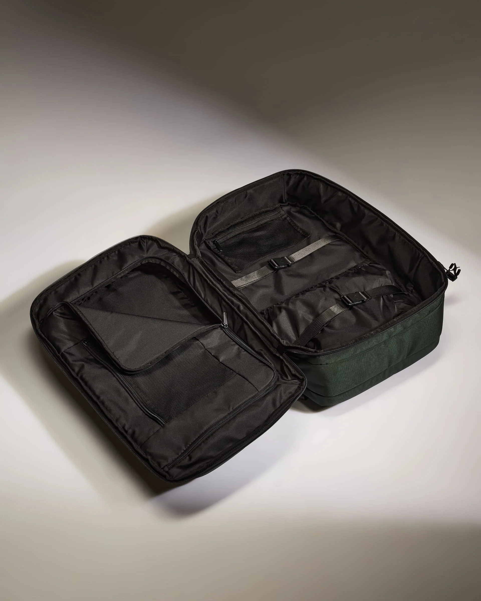 Discovery 60L Backpack in Dark Forest Green - Image 5