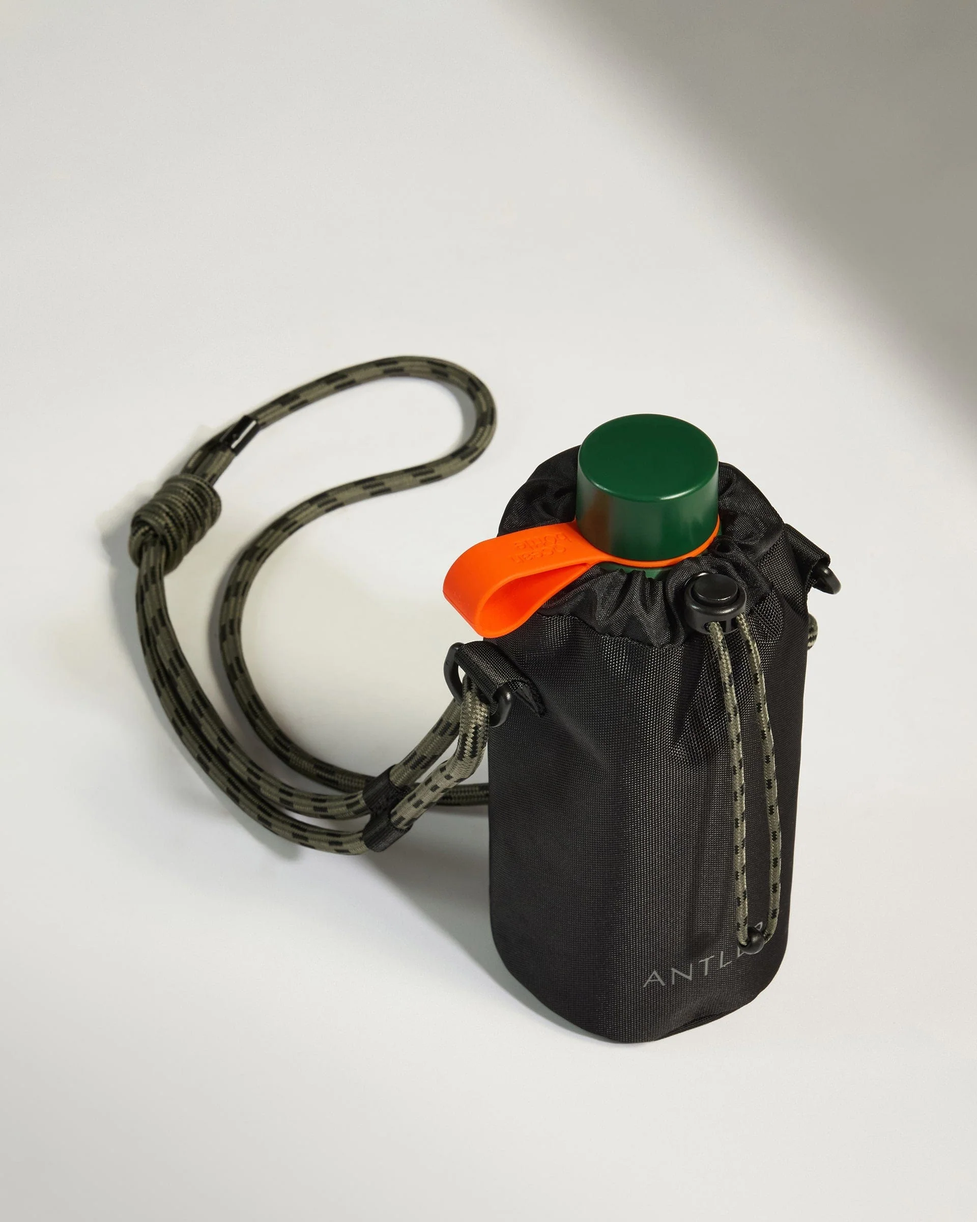 Discovery Bottle Holder in Carbon Black - Image 3