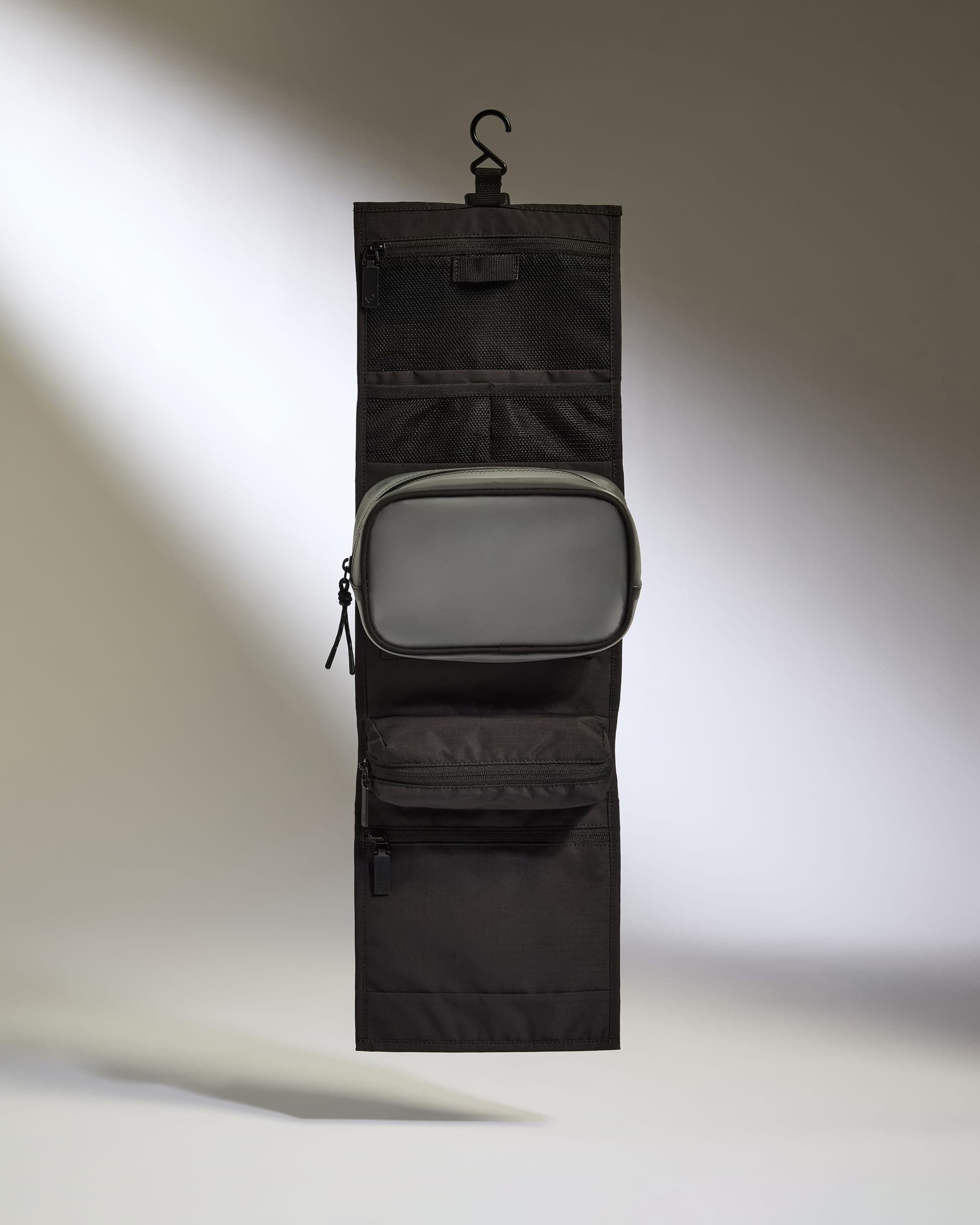 Essential Hanging Wash Bag in Black - Image 5