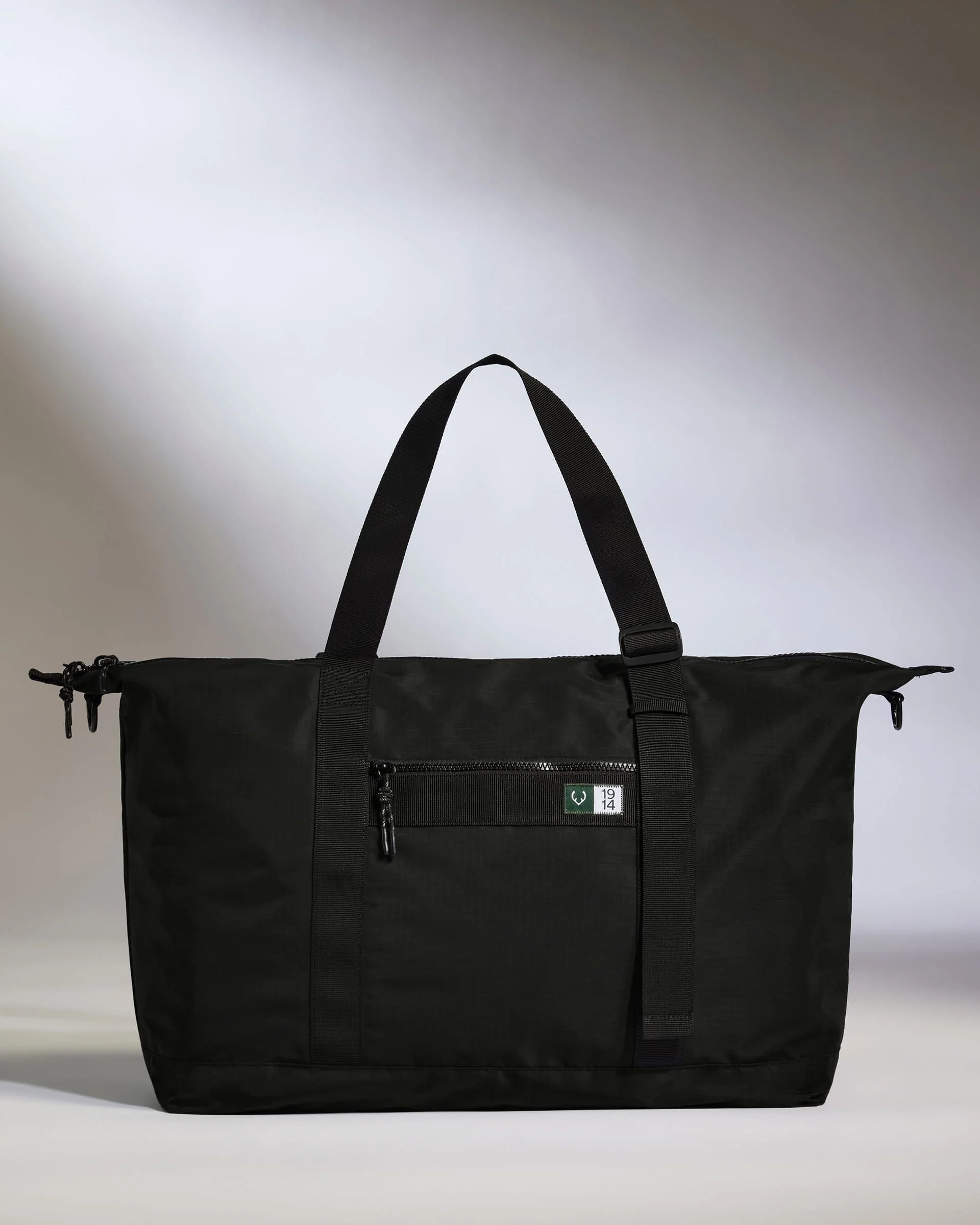 Essential Weekender Bag in Black - Image 4