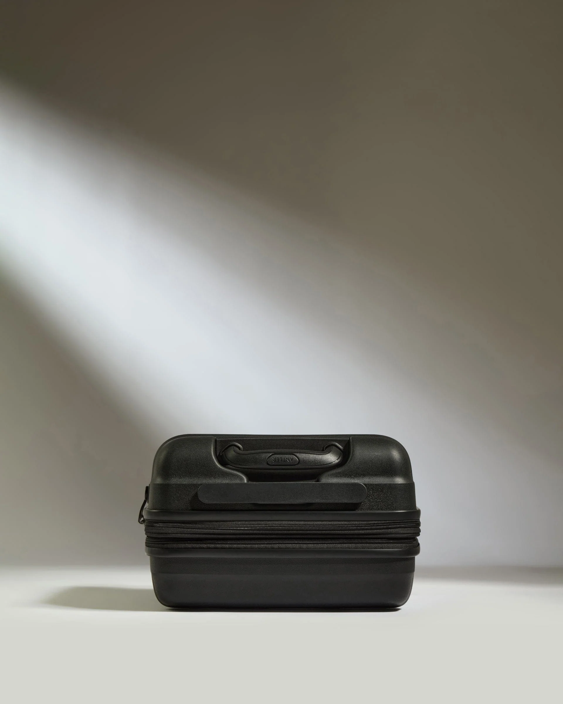 Expandable Cabin Suitcase in Black - Juno - Image 5