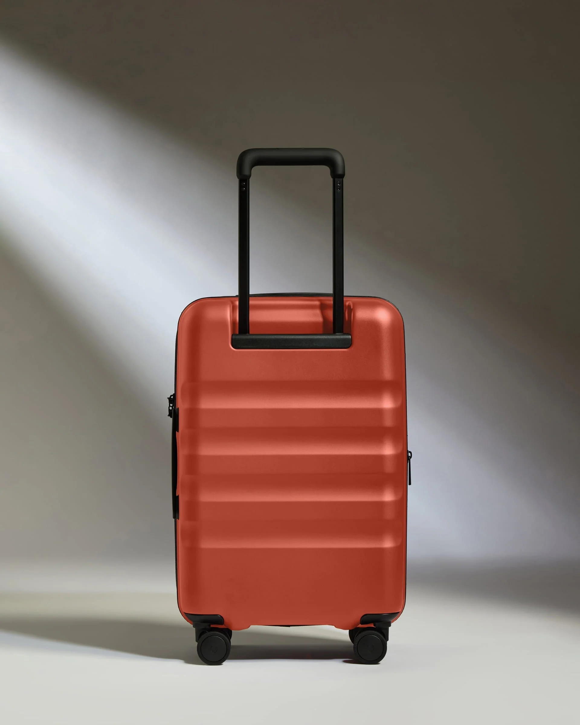 Expandable Cabin Suitcase in Buckthorn Red - Icon Stripe - Image 3