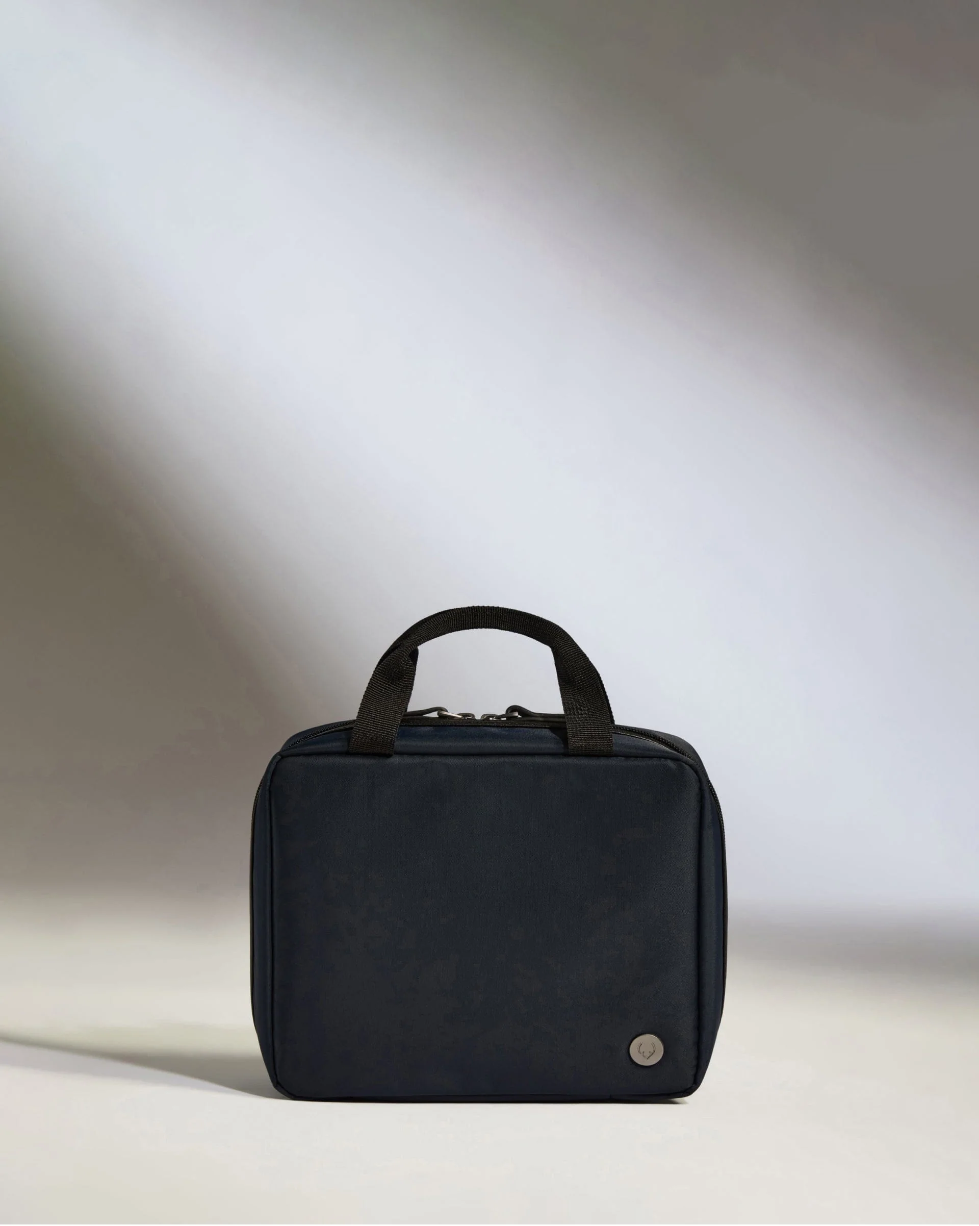 Hanging Wash Bag in Navy - Chelsea - Image 3