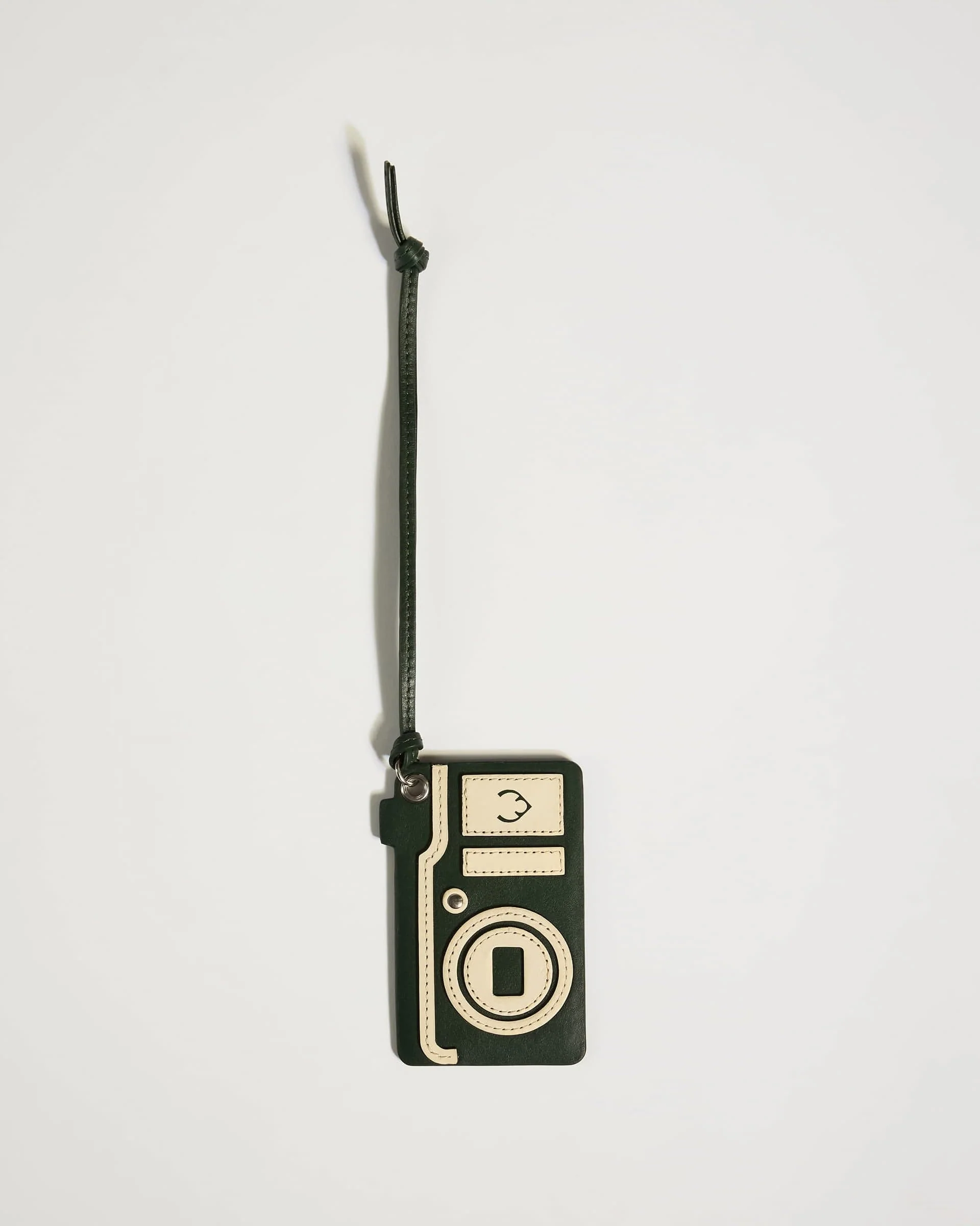 Heritage Leather Camera Luggage Tag in Green