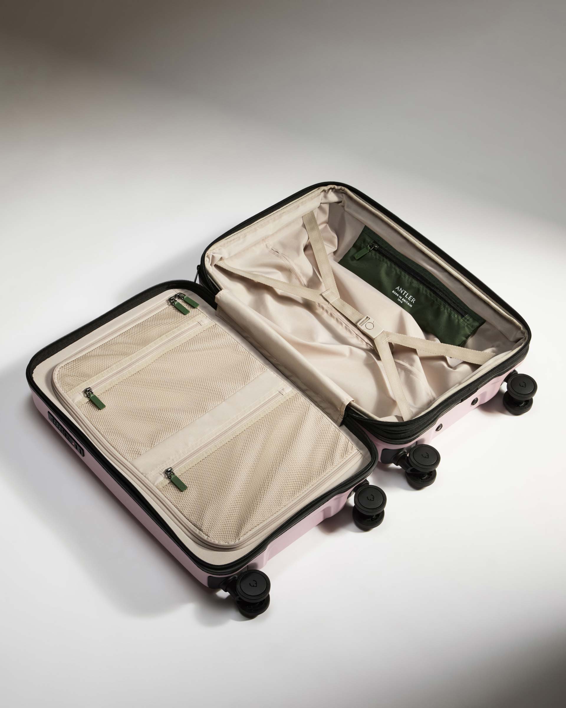 Expandable Cabin Suitcase in Moorland Pink - Icon Stripe - Image 3