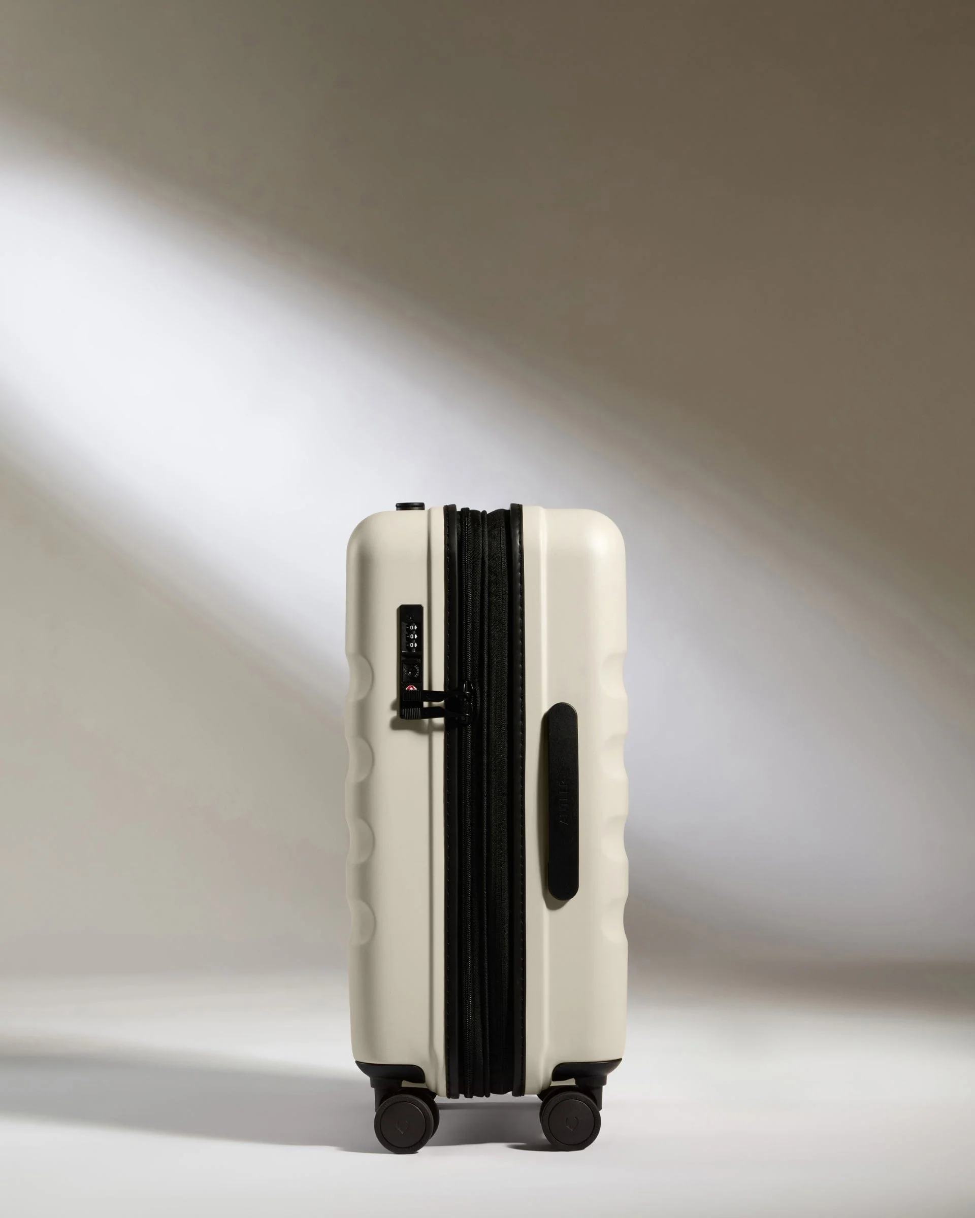 Expandable Cabin Suitcase in Taupe - Icon Stripe - Image 4