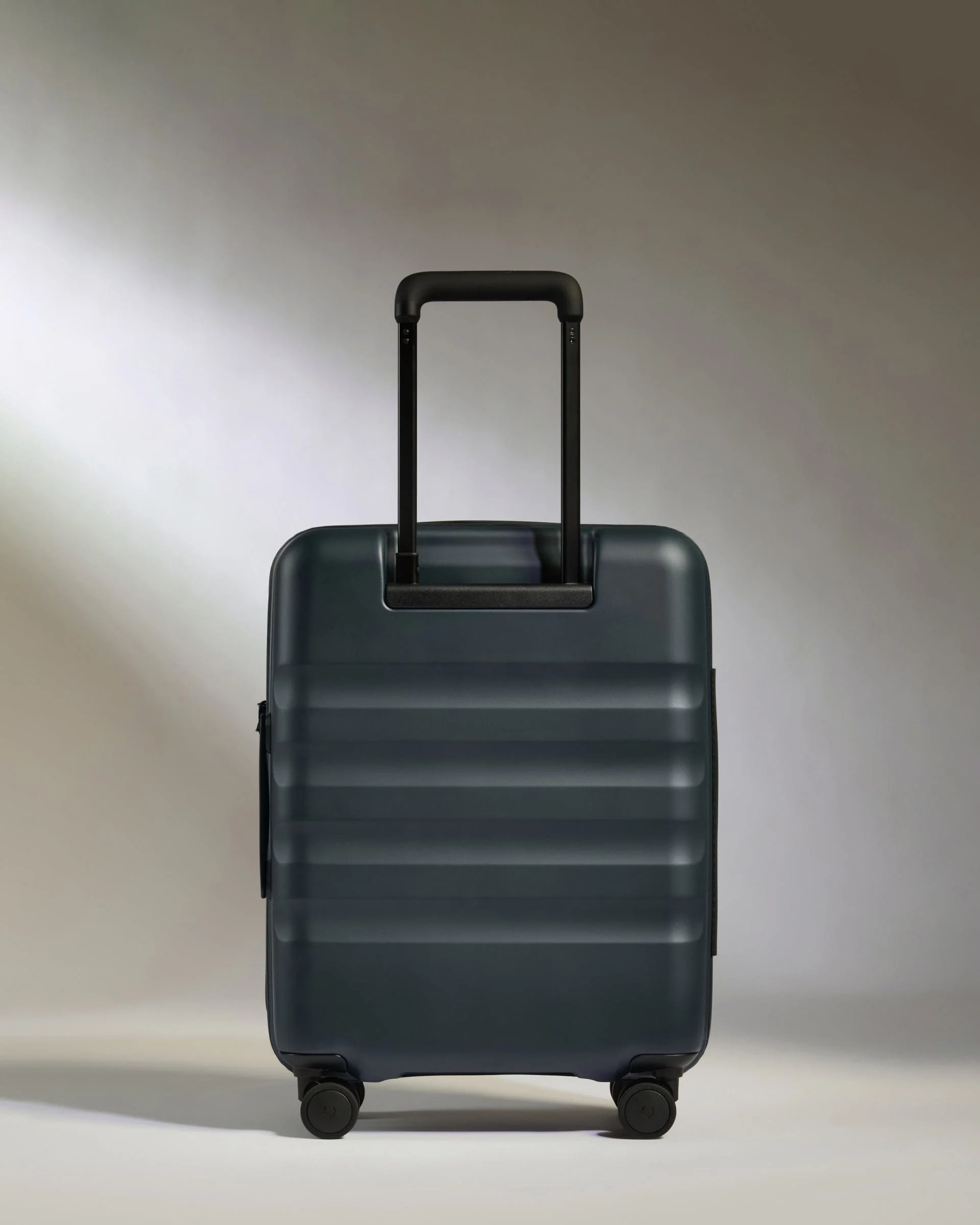 Cabin Suitcase in Indigo Blue - Icon Stripe - Image 6