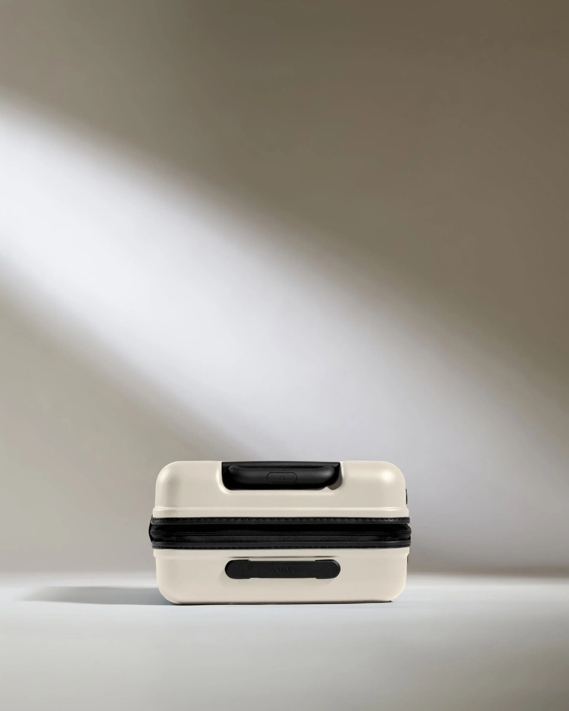 Cabin Suitcase in Taupe - Icon Stripe - Image 4