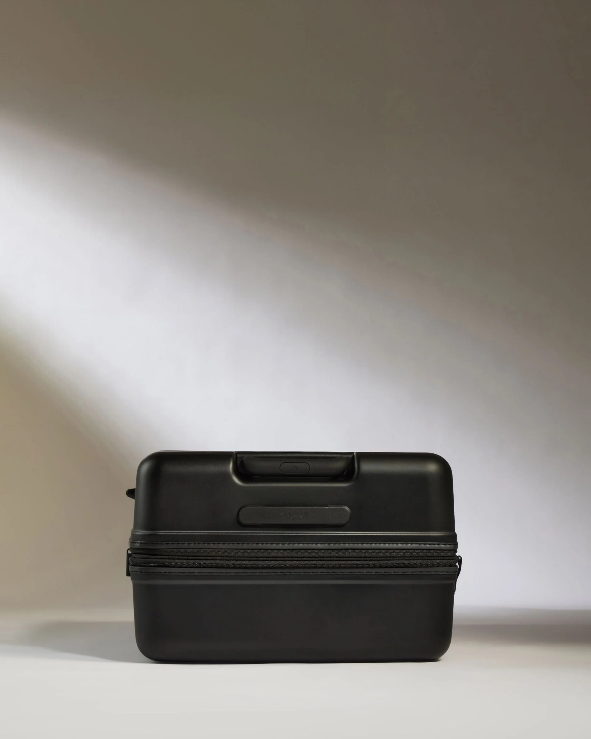 Large Suitcase in Black - Icon Stripe - Image 5
