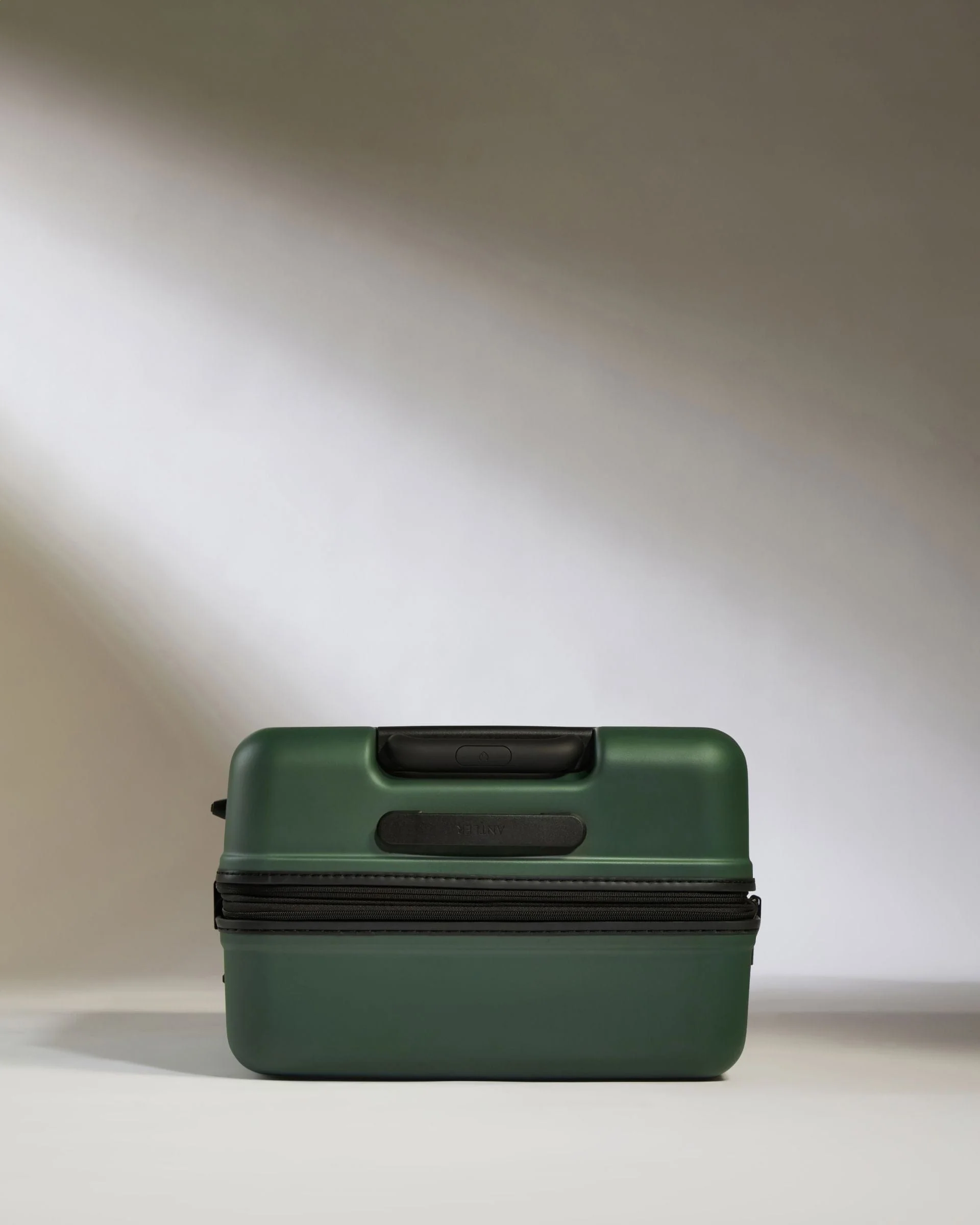Medium Suitcase in Antler Green - Icon Stripe - Image 5