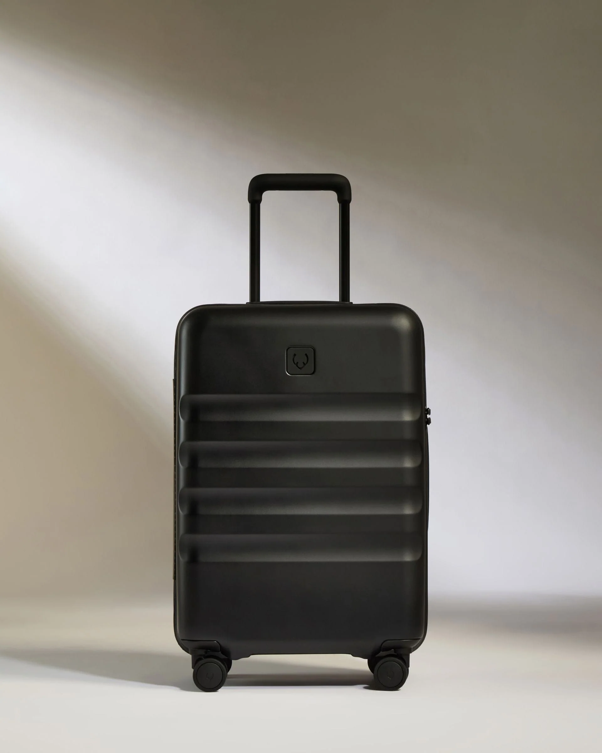 Large Cabin Suitcase Set in Black - Icon Stripe - Image 4