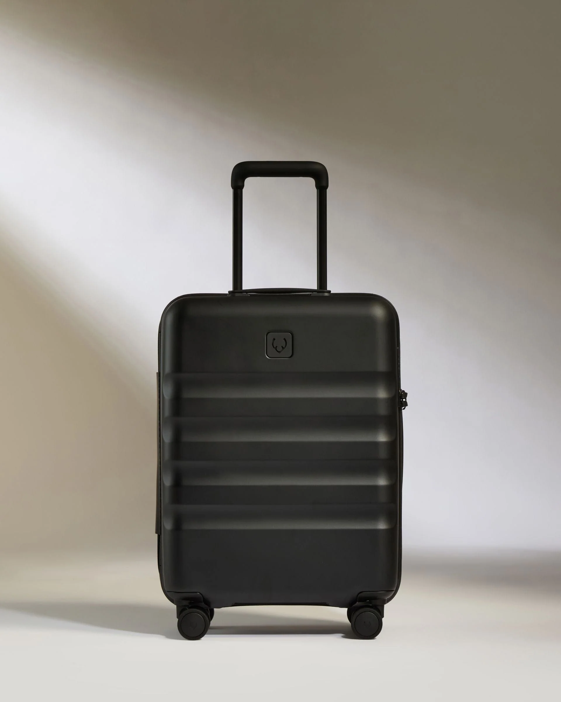 Suitcase Set in Black - Icon Stripe - Image 3