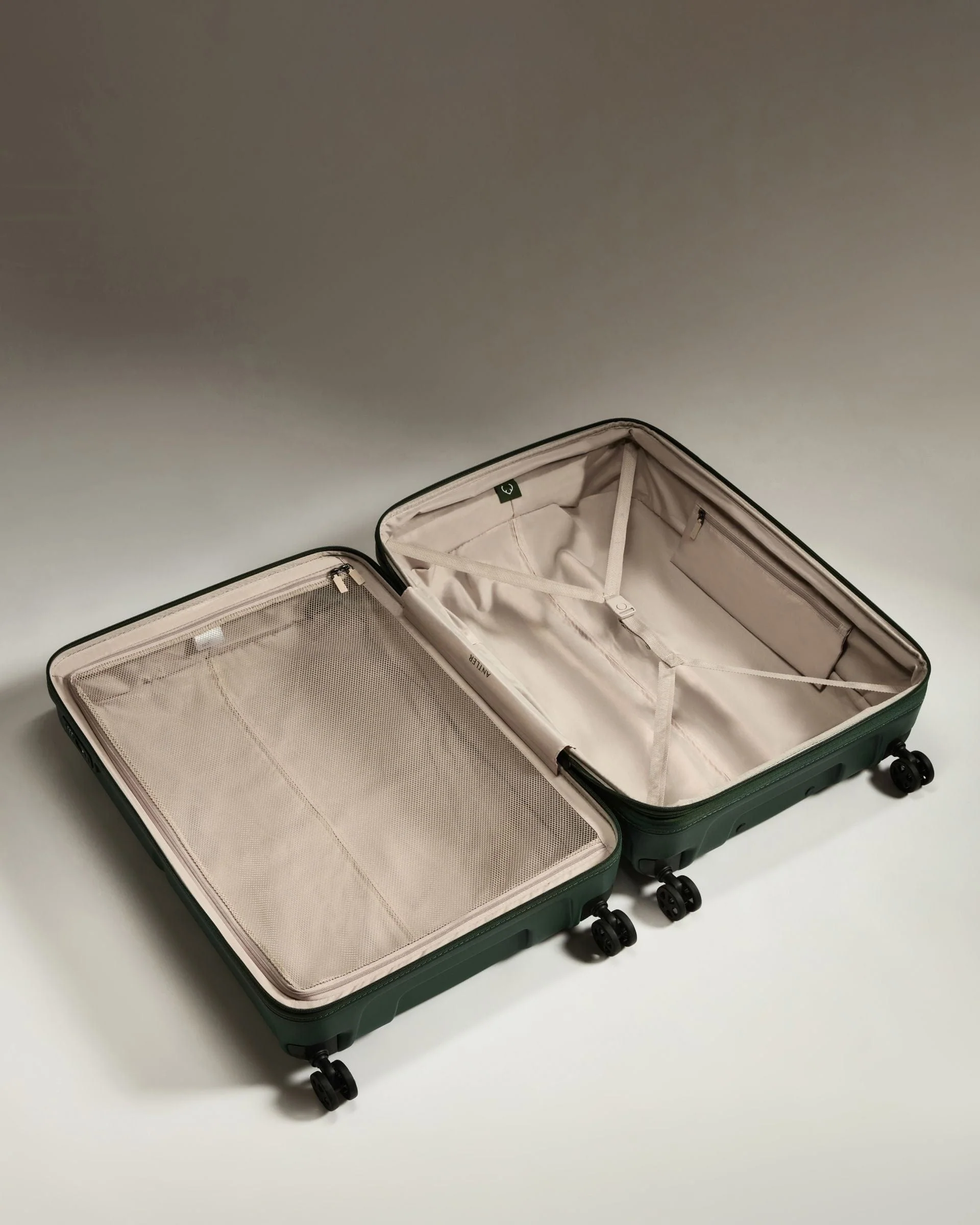 Large Suitcase in Antler Green - Single Stripe - Image 3