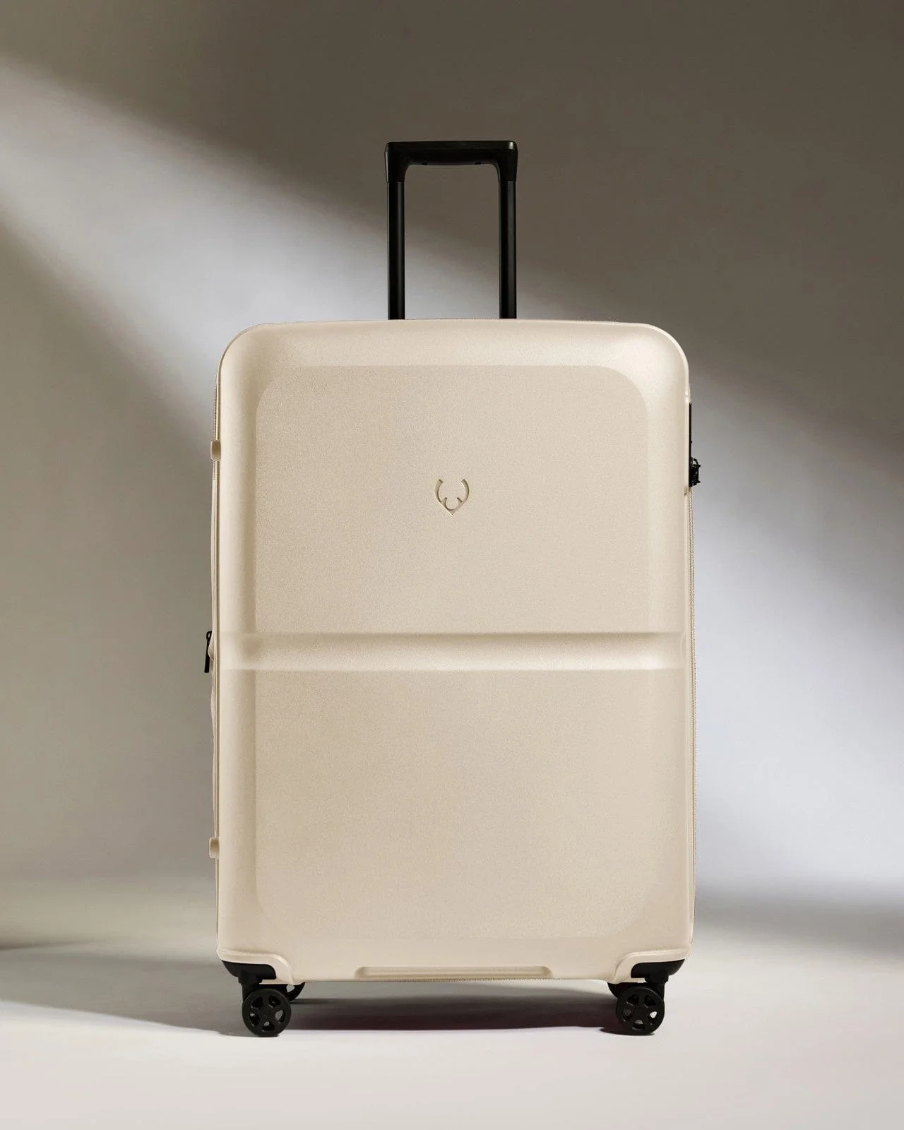 Large Suitcase in Warm Taupe - Single Stripe - Image 5