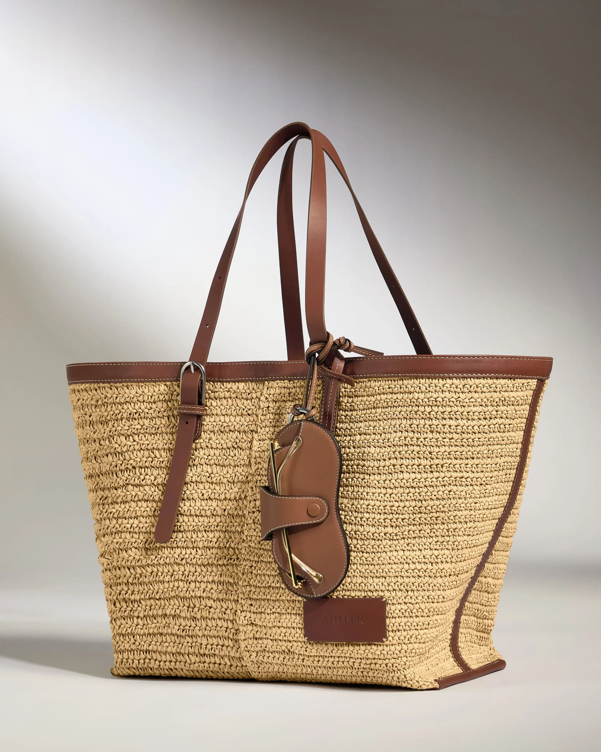 Leather Sunglasses Case in Tan - Summer Capsule - Image 3