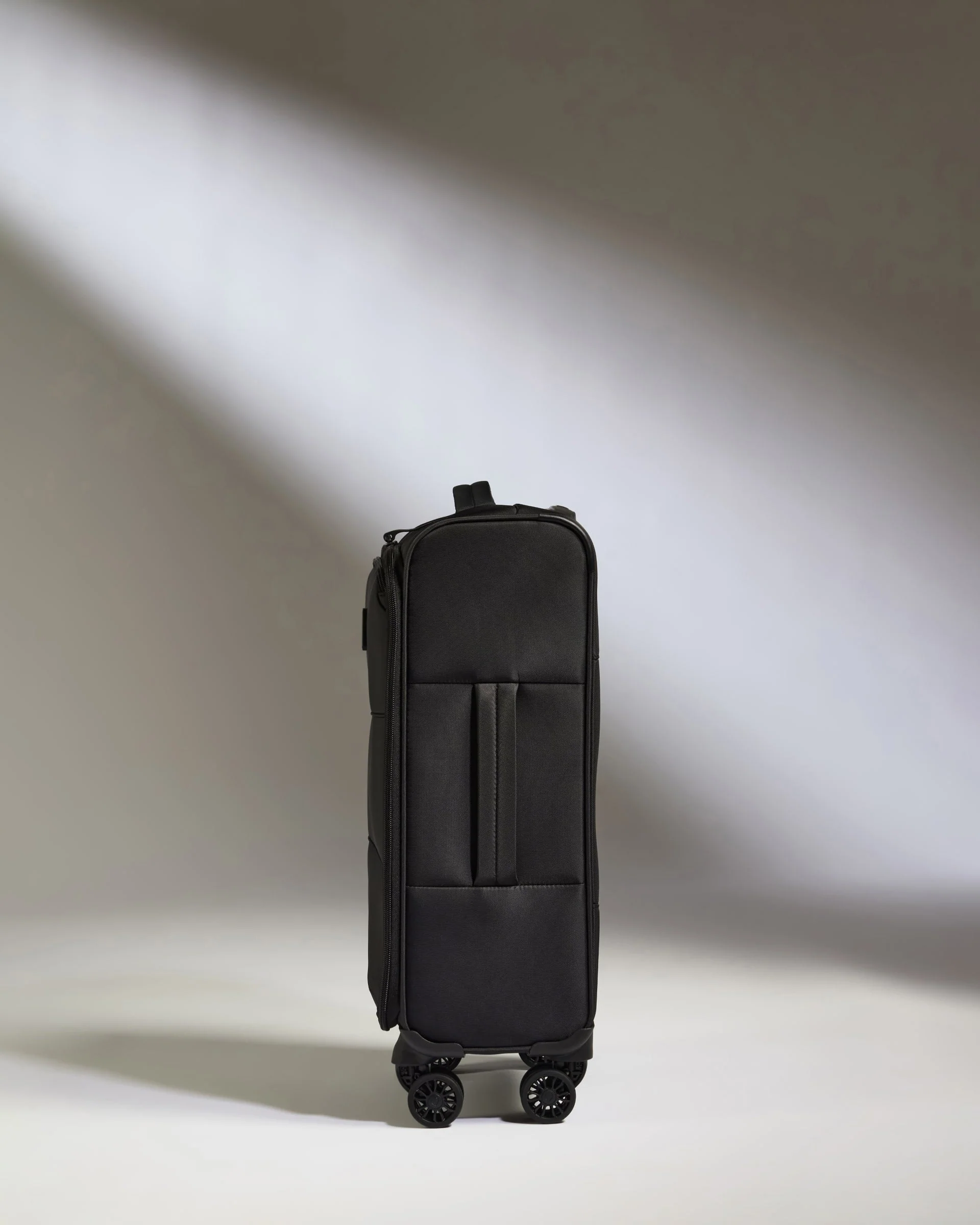 Lightest Cabin Suitcase in Black - Soft Stripe 2.0 - Image 3