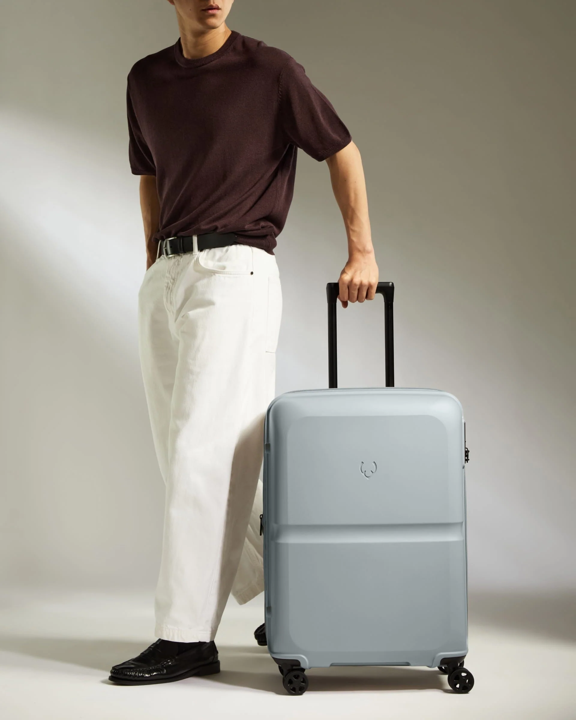 Medium Suitcase in Salt Blue - Single Stripe - Image 2