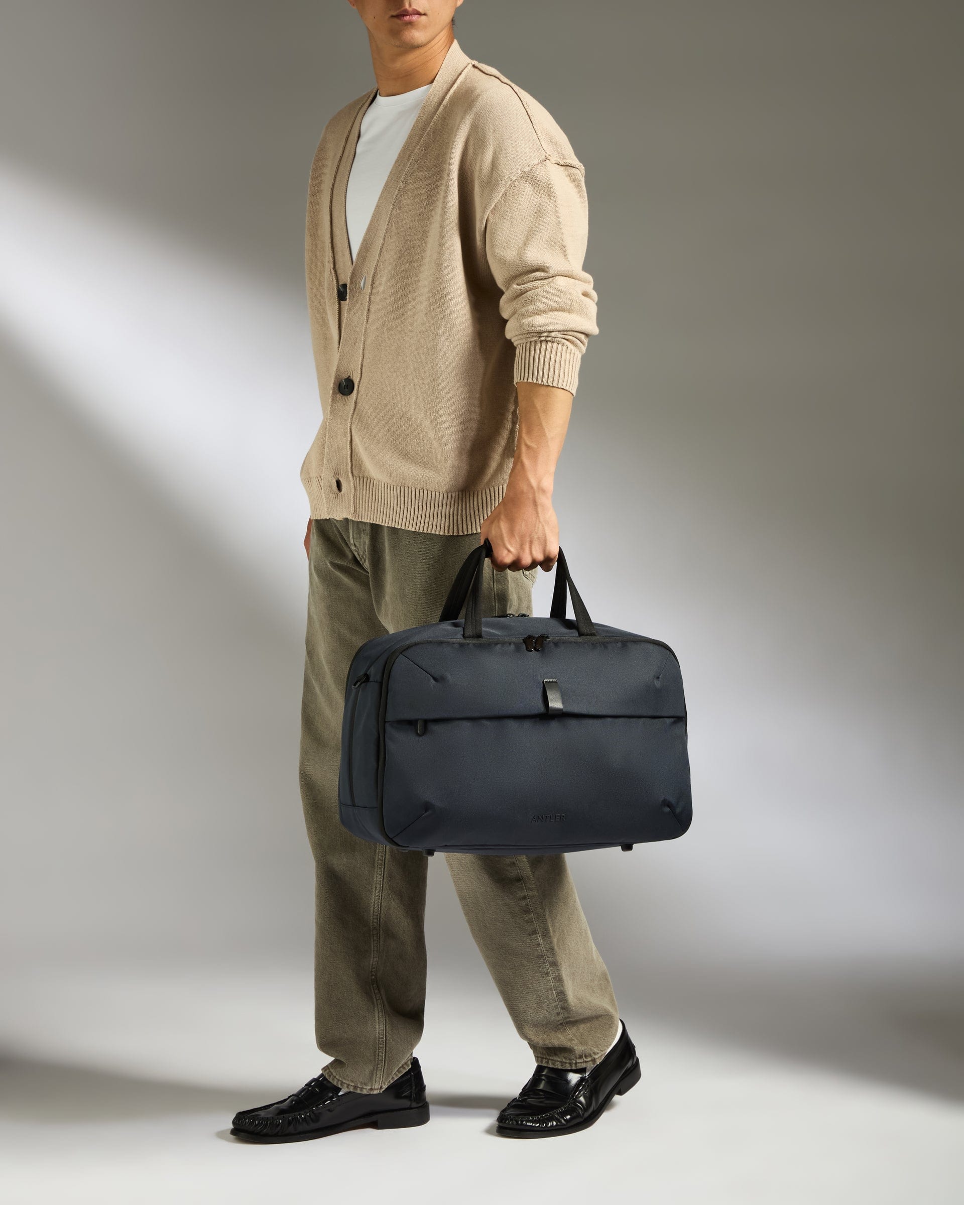 Overnight Bag in Navy - Urban Light - Image 3
