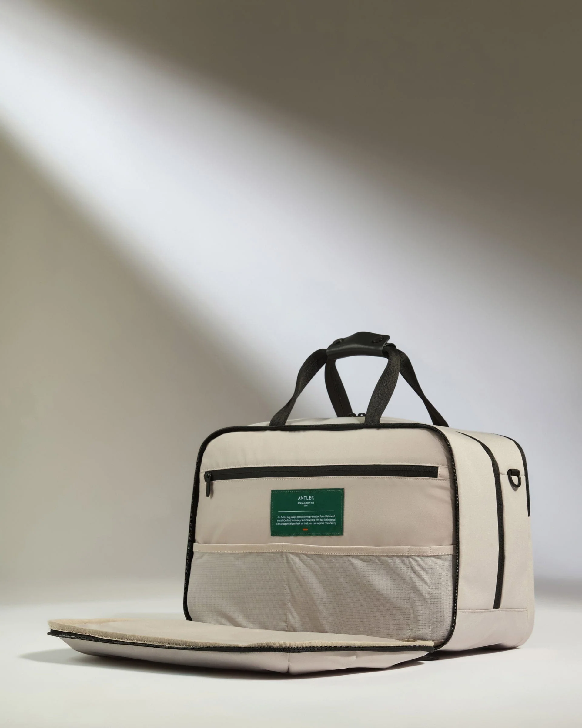Overnight Bag in Taupe - Urban Light - Image 5