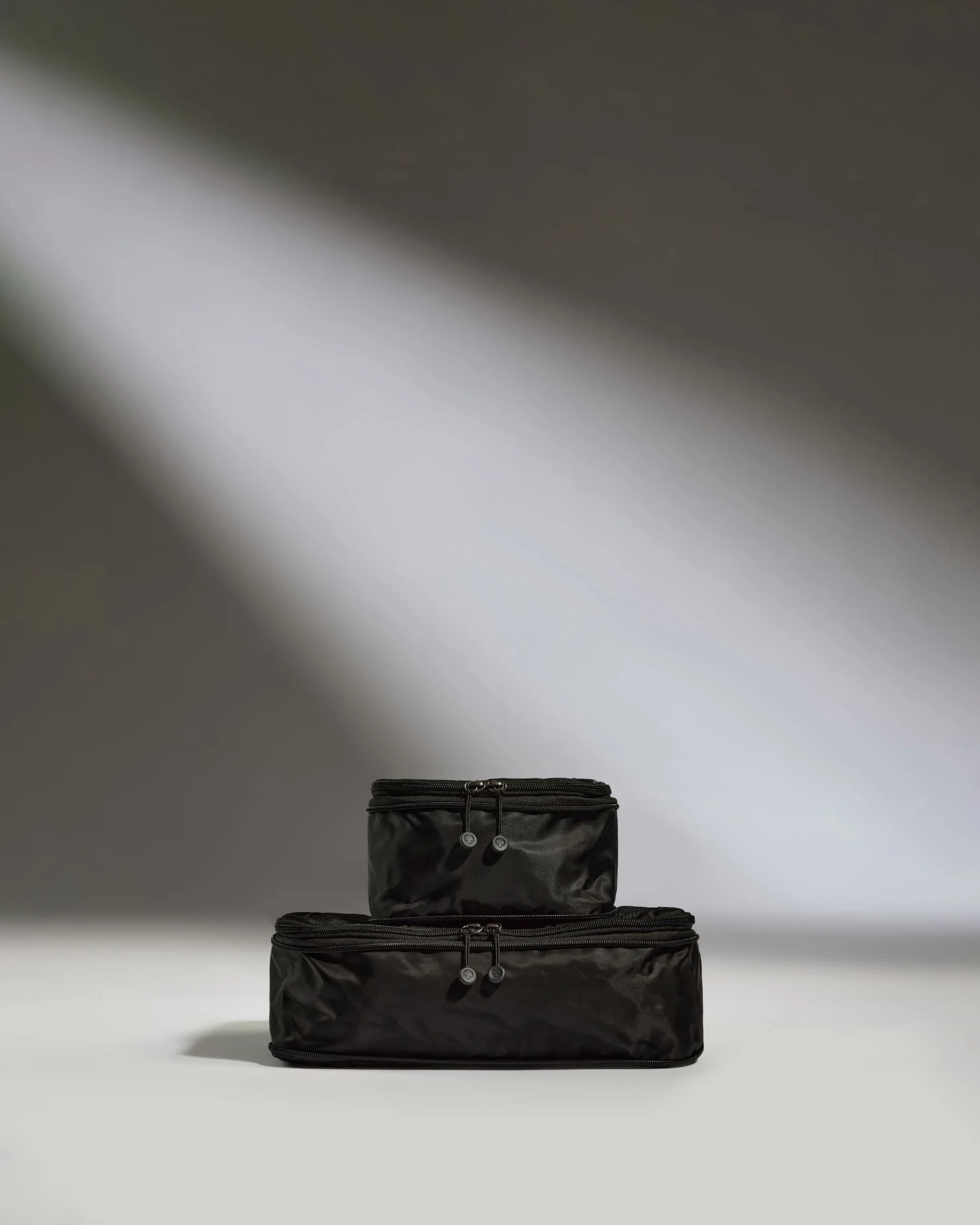 Packing Cubes in Black - Set of 2 - Image 5