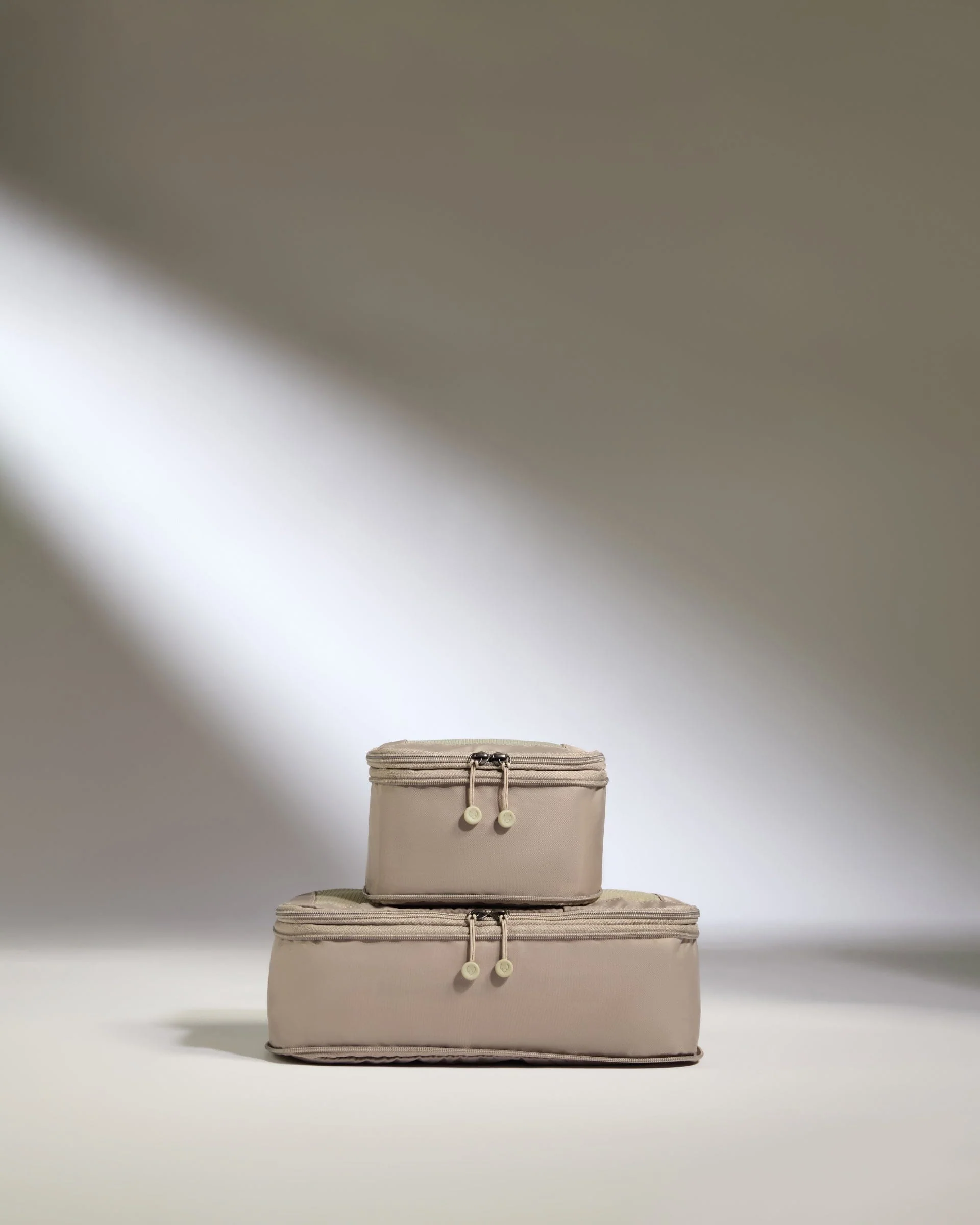 Packing Cubes in Taupe - Set of 2 - Image 6