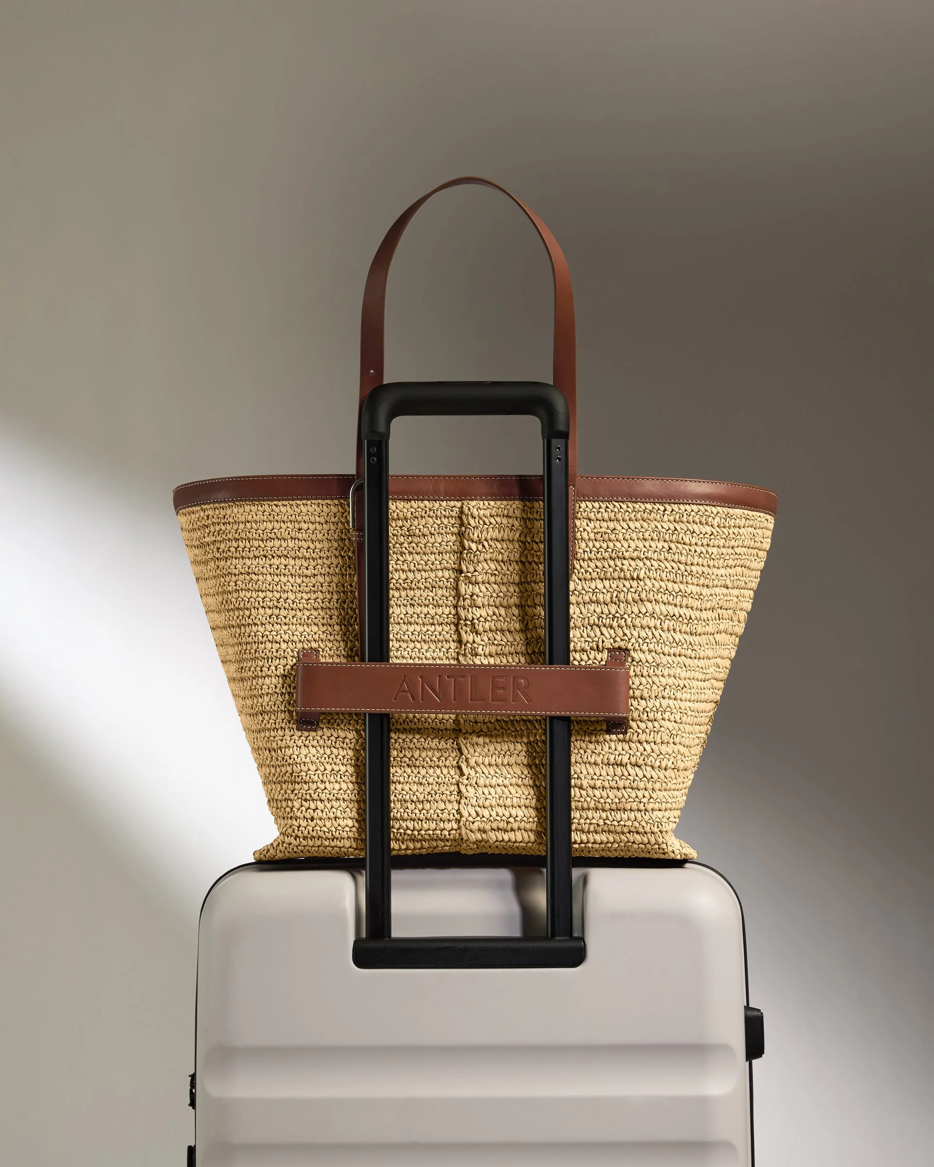 Limited Edition Raffia Tote Bag - Summer Capsule - Image 5