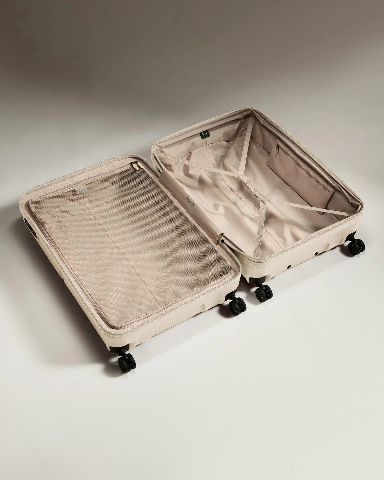 Large Suitcase in Warm Taupe - Single Stripe - Image 3