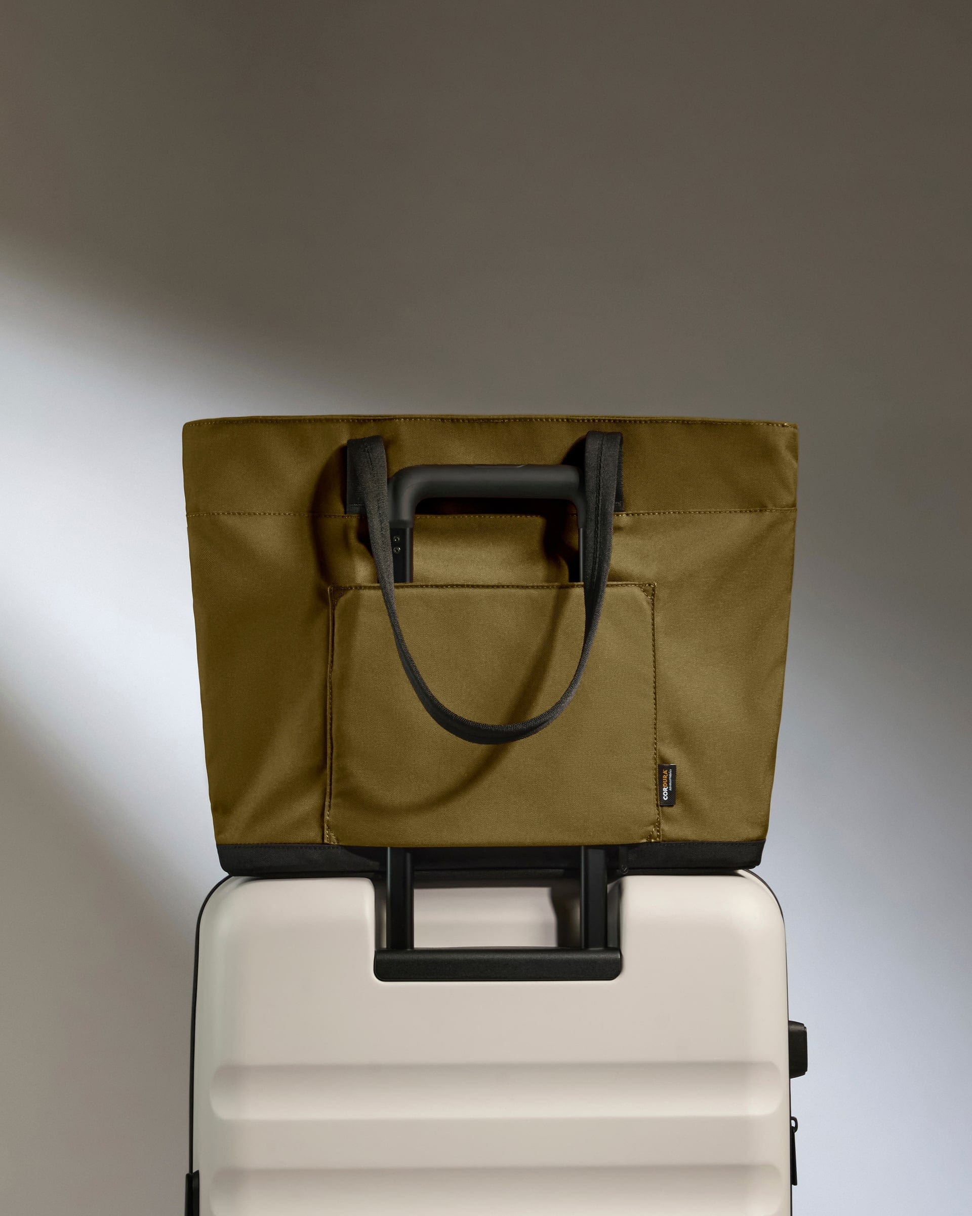 Urban Core Tote Bag in Olive Green - Image 5